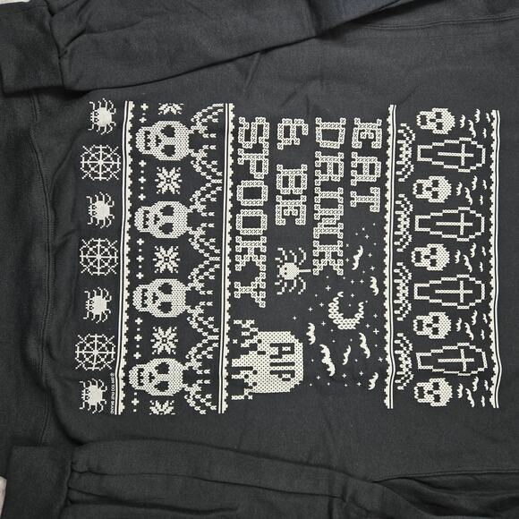 NWT Christmas Goth Sweatshirt Eat Drink and Be Spooky size Small - Picture 4 of 10